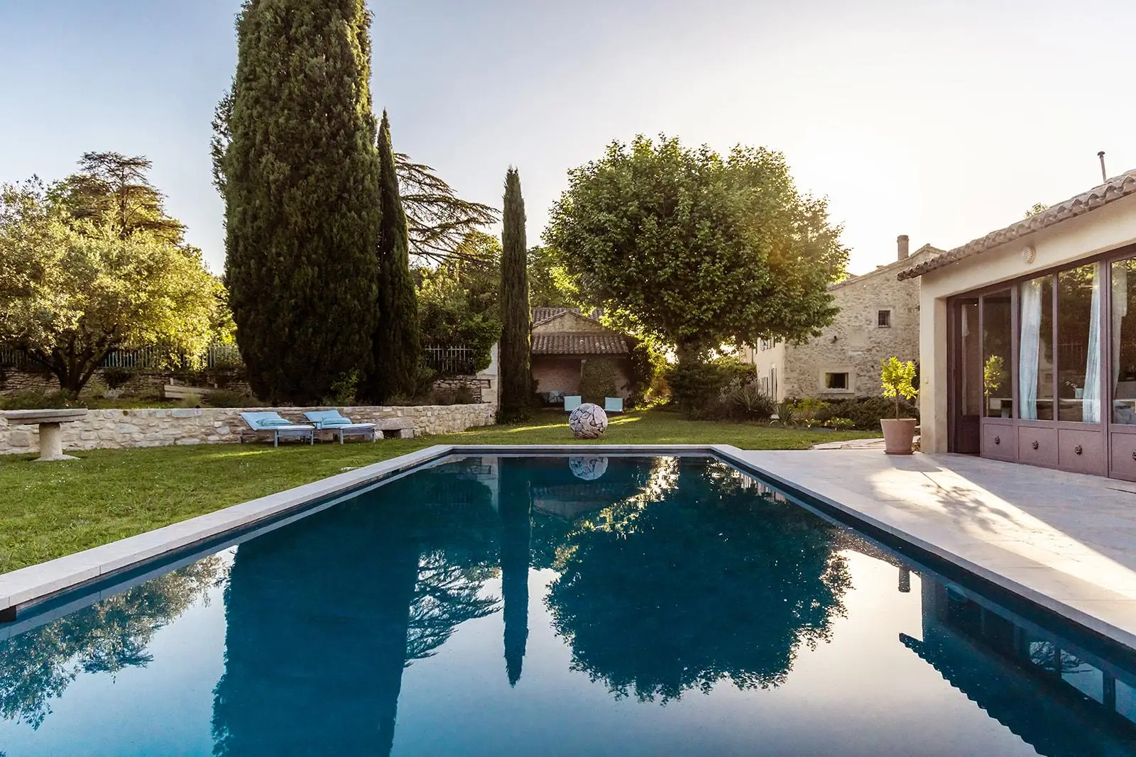 Le Mas Millésime, mas provençal au cœur des Alpilles, vue extérieure